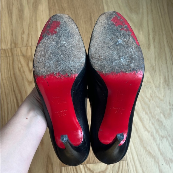 Elegant Black Women's Heels - Picture 5 of 5